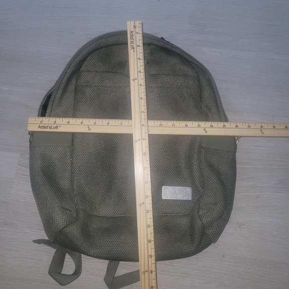 Adidas Backpack Olive Green Travel School Lightweight Everyday Carry Bag school - Picture 10 of 10